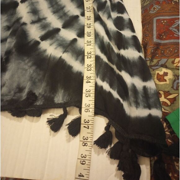 Tie dye Swimsuit cover with tassel hem - Picture 8 of 9